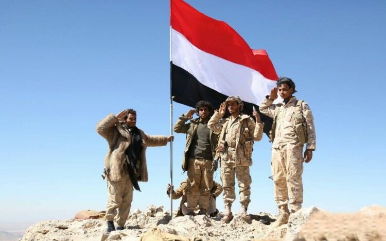 القوات الحكومية والقبائل يحررون مواقع في الجوف ويكبدون المليشيا خسائر فادحة